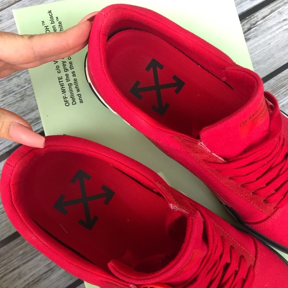 SOLD • OFF WHITE VULCANIZED STRIPED LOWTOP RED - Picture 6 of 8